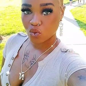 Meet your Posher, Natasha